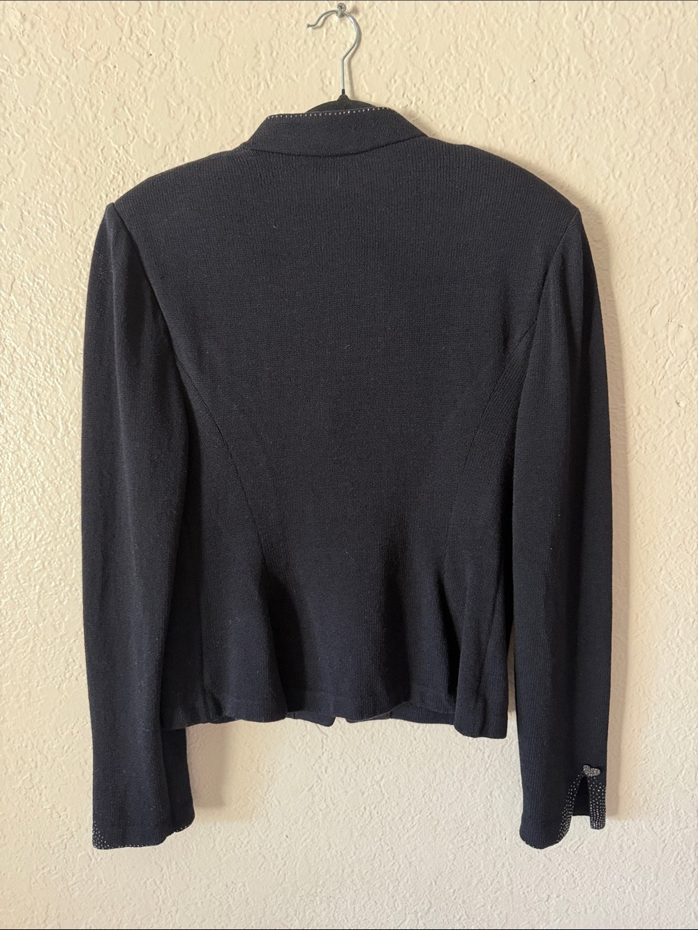 ST. JOHN Evening Santana Knit Blazer Size 12 Black Crystal Buttons Hearts - Picture 7 of 8